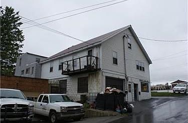 1st image of 220 S Ankeny Ave