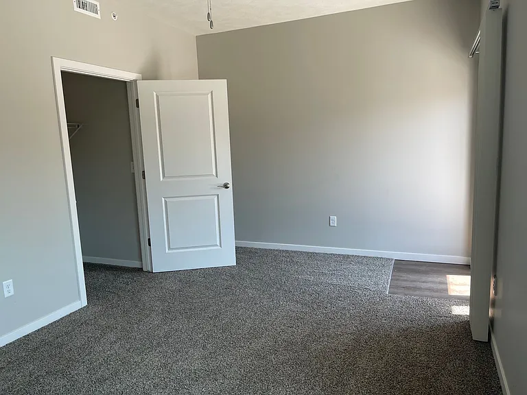 Fremont Omega Apartments — Photo 6