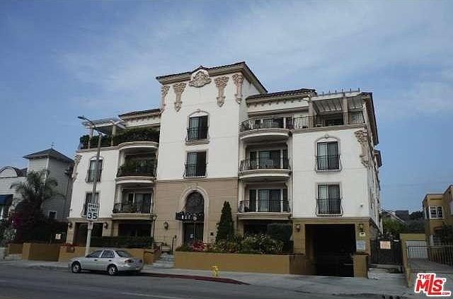 1st image of 837 S Crenshaw Blvd #301
