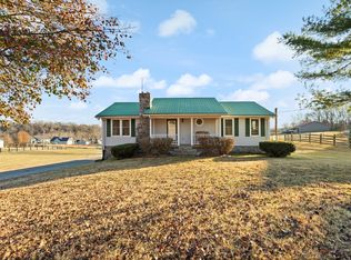 2276 Abiff Rd, Burns, TN 37029