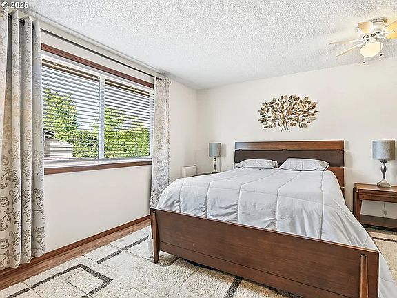 3rd image of 32 621se121ave