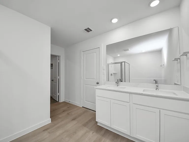 31138 Warwick Coast Ct — Photo 28