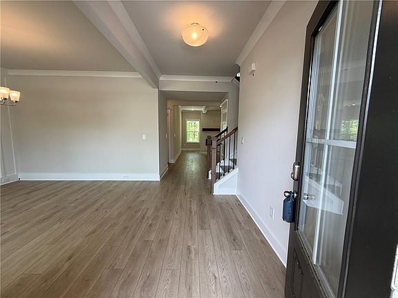 3rd image of 5346 Windridge Pkwy