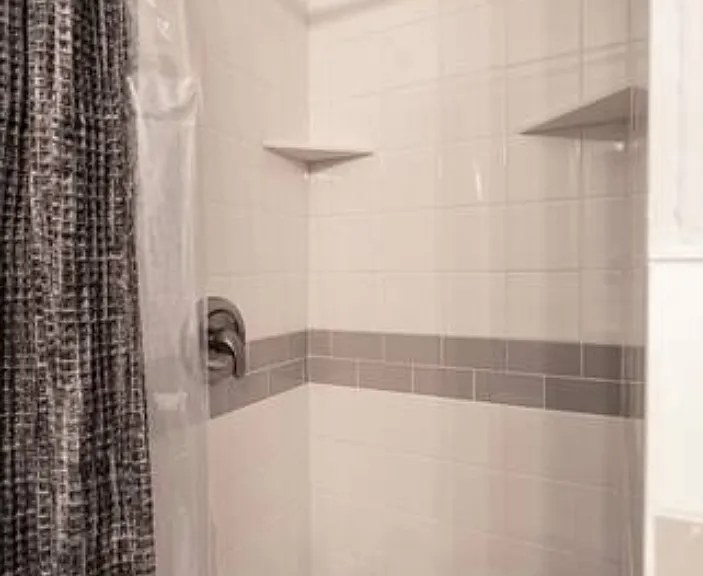 7049 Midland Dr — Photo 17