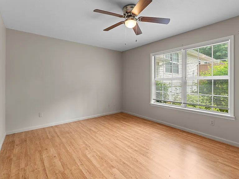 2822 Airwood Dr — Photo 20