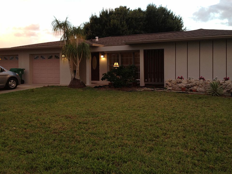 1st image of 248 E Tarpon Blvd NW