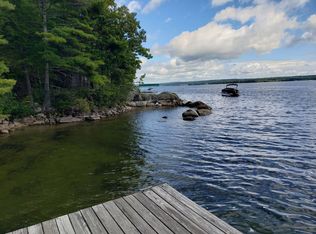 61 Andersen Rd, Raymond, ME 04071