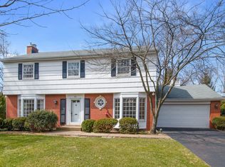 330 Auburn Ave, Winnetka, IL 60093