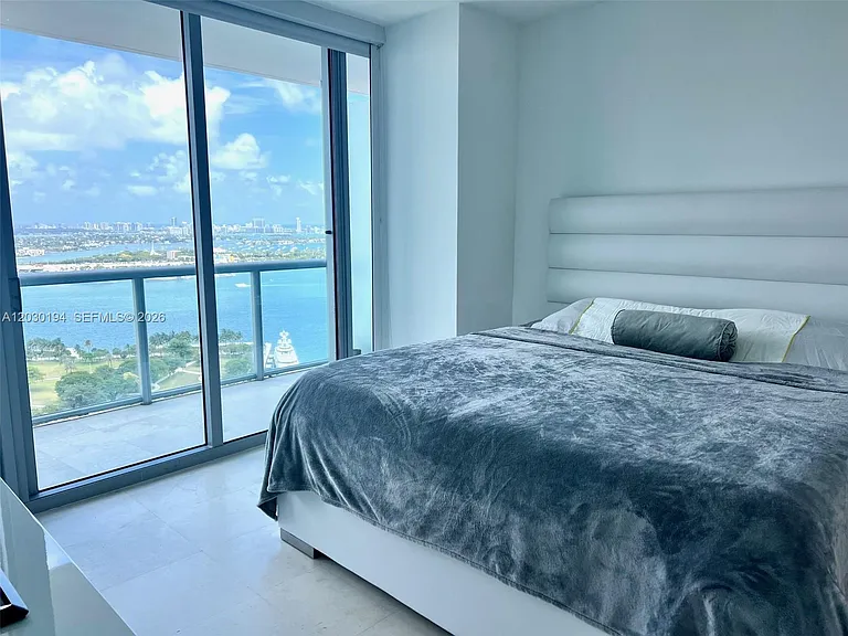 888 Biscayne Blvd #2911 — Photo 9