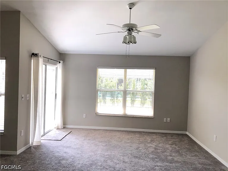 8223 Breton Cir — Photo 5