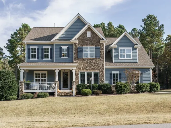 2413 Emerald Woods Dr, Wake Forest, NC 27587