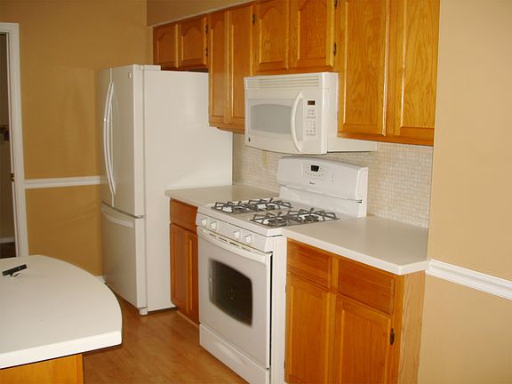 Other side of kitchen