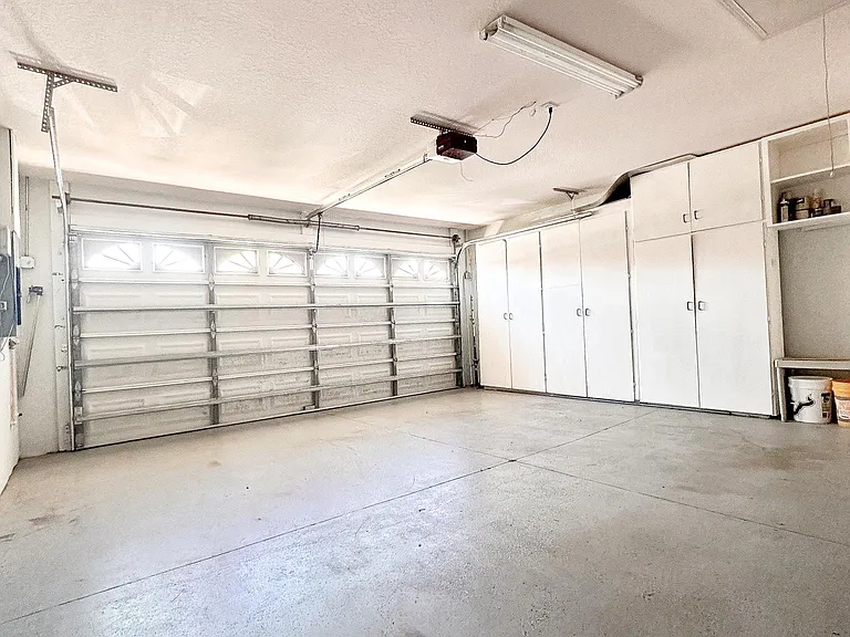 4873 Orange Tree Pl — Photo 32