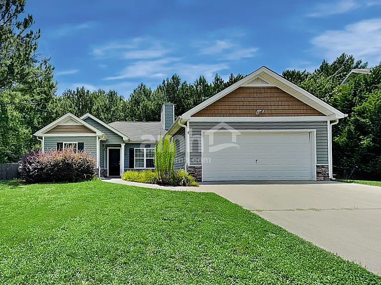 104 Flagler Way — Photo 1