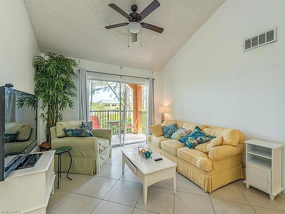 2nd image of 1150 Wildwood Lakes BLVD #8-202