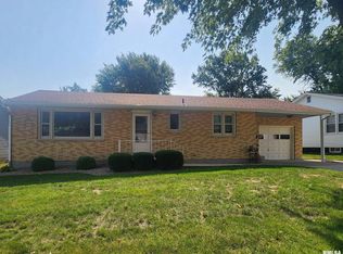 728 Santa Maria Dr, Quincy, IL 62305