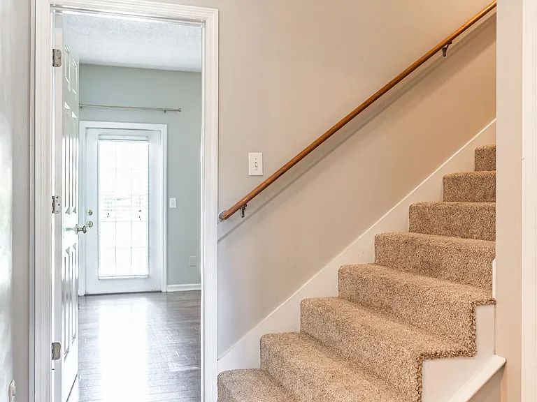 154 Dublin Ct — Photo 15