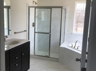 15834 Aerial View Rd, Woodbridge, VA 22193