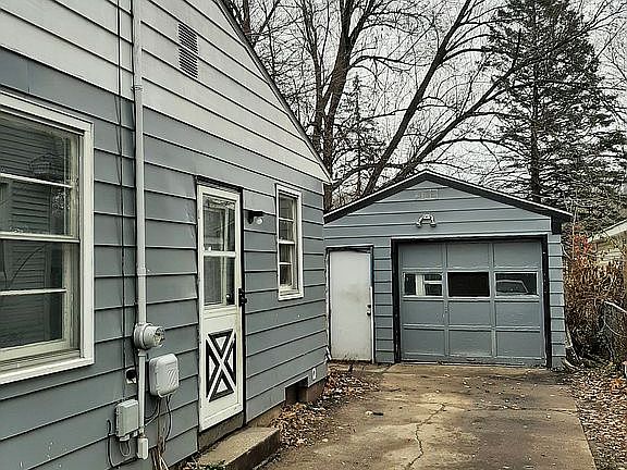 2nd image of 2654 Madison Ave SE