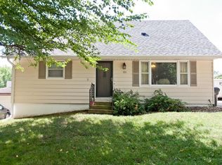 131 Red Wing Rd SW, Cedar Rapids, IA 52404