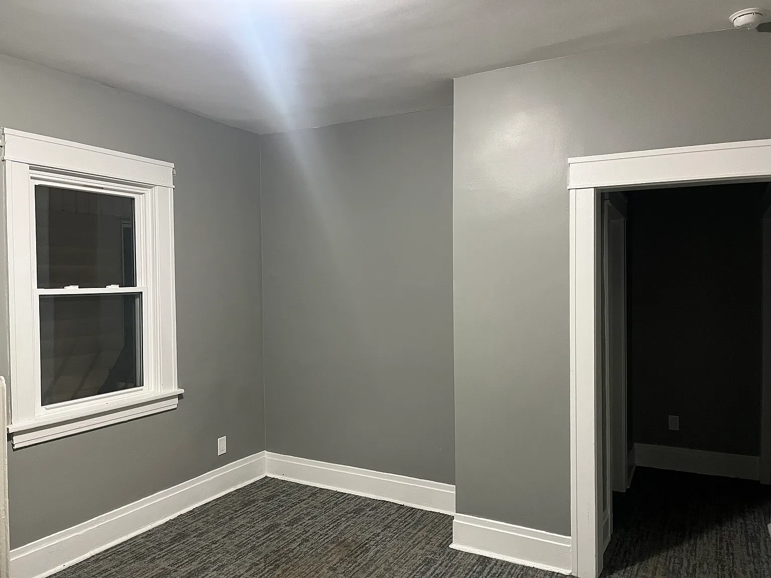 1 bed, 400 sqft, $1,000 — Photo 4