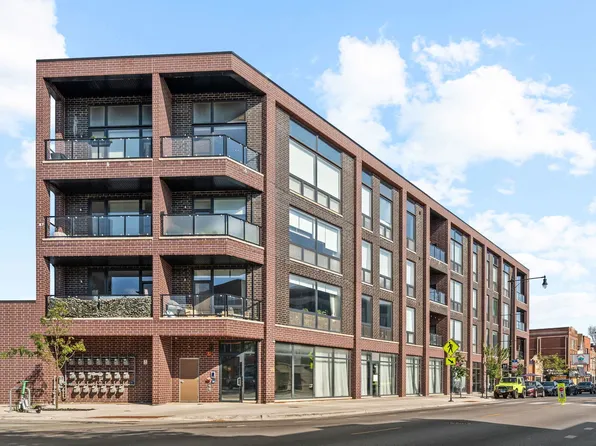 (undisclosed Address), Chicago, IL 60618