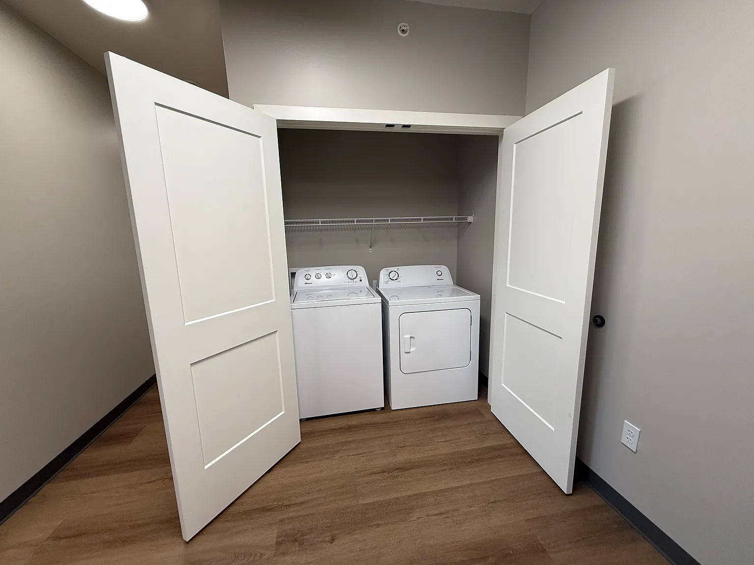 24 Plex By YH Properties — Photo 3
