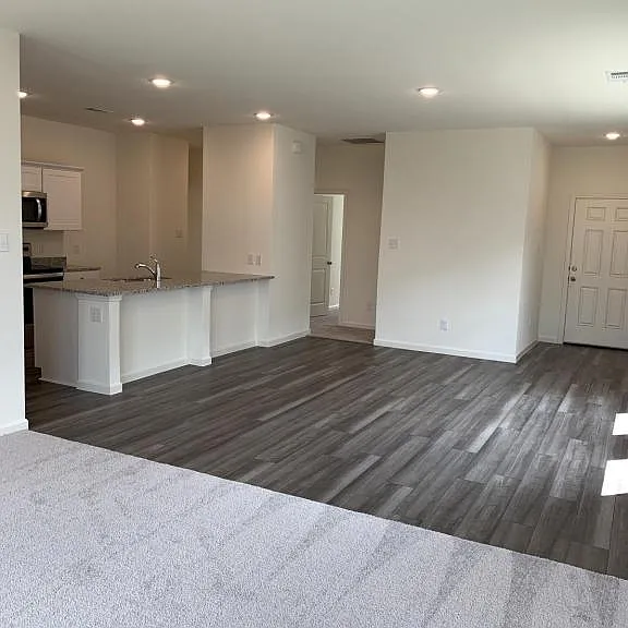 1640 Hossler Trl — Photo 33