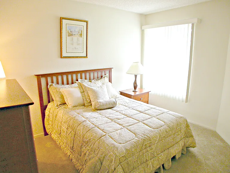 Rivershore — Photo 14