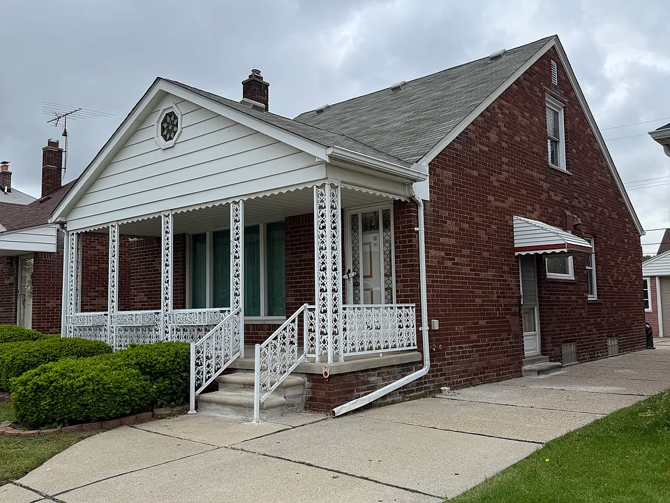 5458 Chase Rd