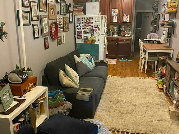 4th image of 293 20th St #1RR