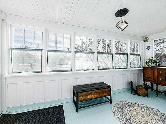 2nd image of 4836 49th St