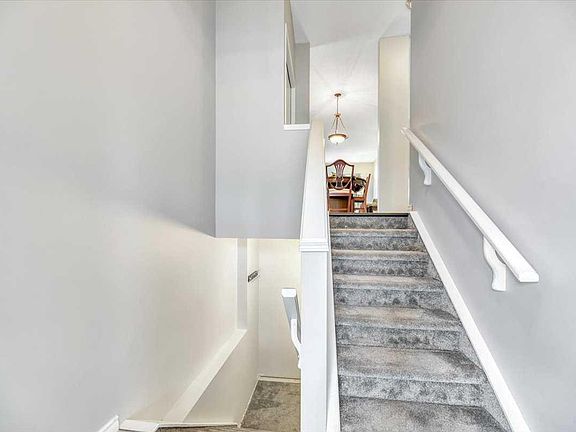4th image of 72 Millside Dr SW #35