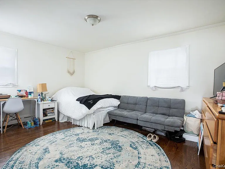 525 E Beech St #1 — Photo 16