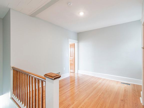 3rd image of 2338 E Allegheny Ave #2