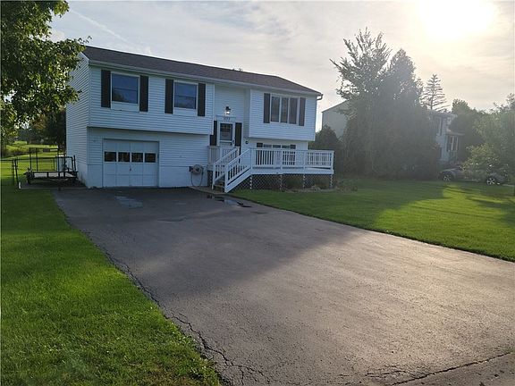 2nd image of 1177 Meadowbrook Ln