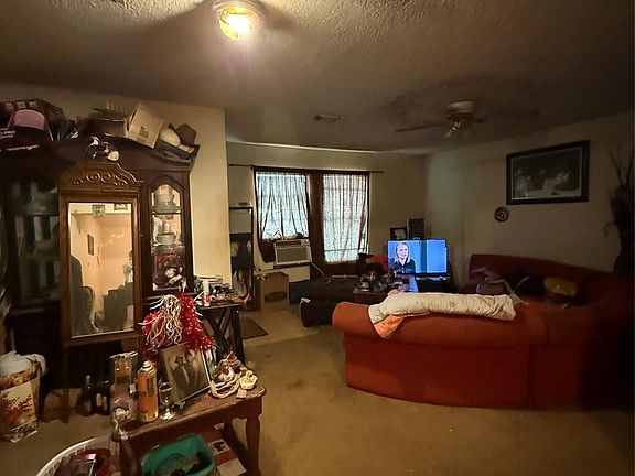3rd image of 5210 Westover St
