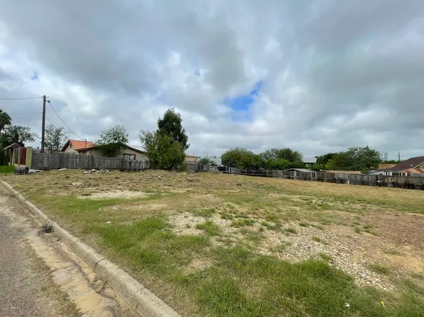 1119 Reynolds St, Laredo, TX 78040