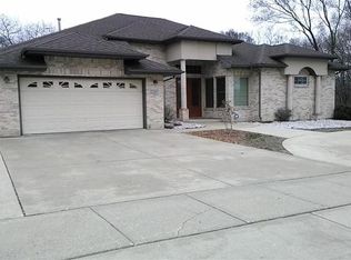 2247 McKinley St, Gary, IN 46404