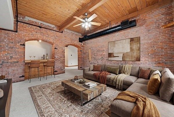 1st image of 50 Rantoul St APT 204