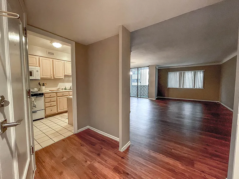 2 Bedroom