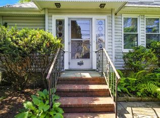 58 Gardner St, West Roxbury, MA 02132