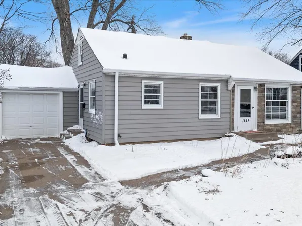 1445 Larpenteur Ave W, Falcon Heights, MN 55113