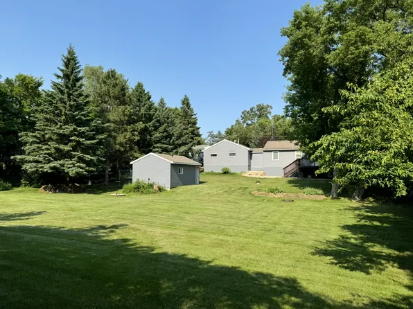 802 John St, Starbuck, MN 56381