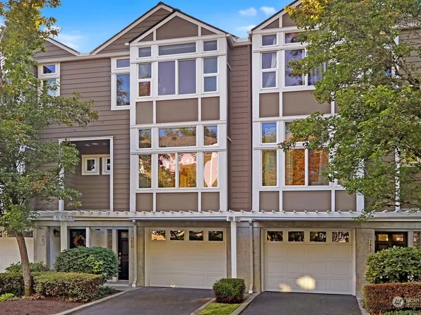 205 5th Place S, Kirkland, WA 98033