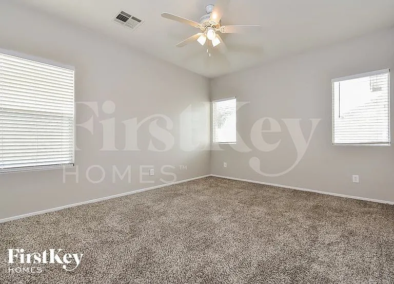 1527 Paradise Reef Ave — Photo 8