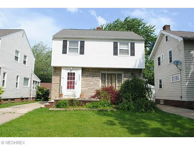 19931 S Lake Shore Blvd photo 1