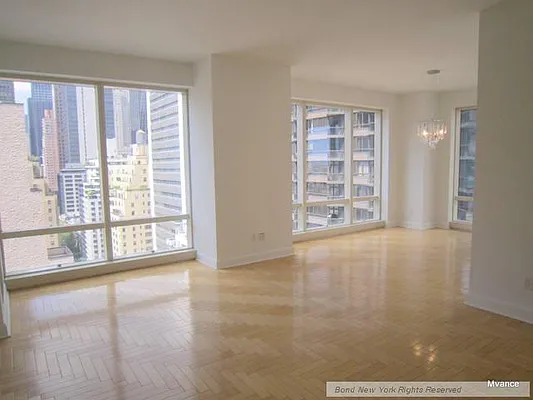 Rented by Bond New York | media 27