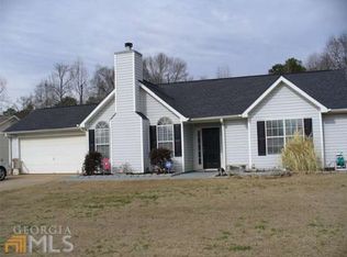 21 Canterbury Dr, Grantville, GA 30220