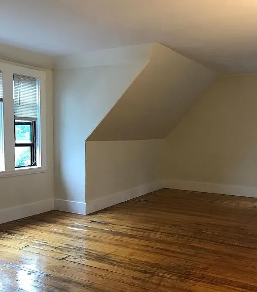 29 Quint Ave — Photo 2